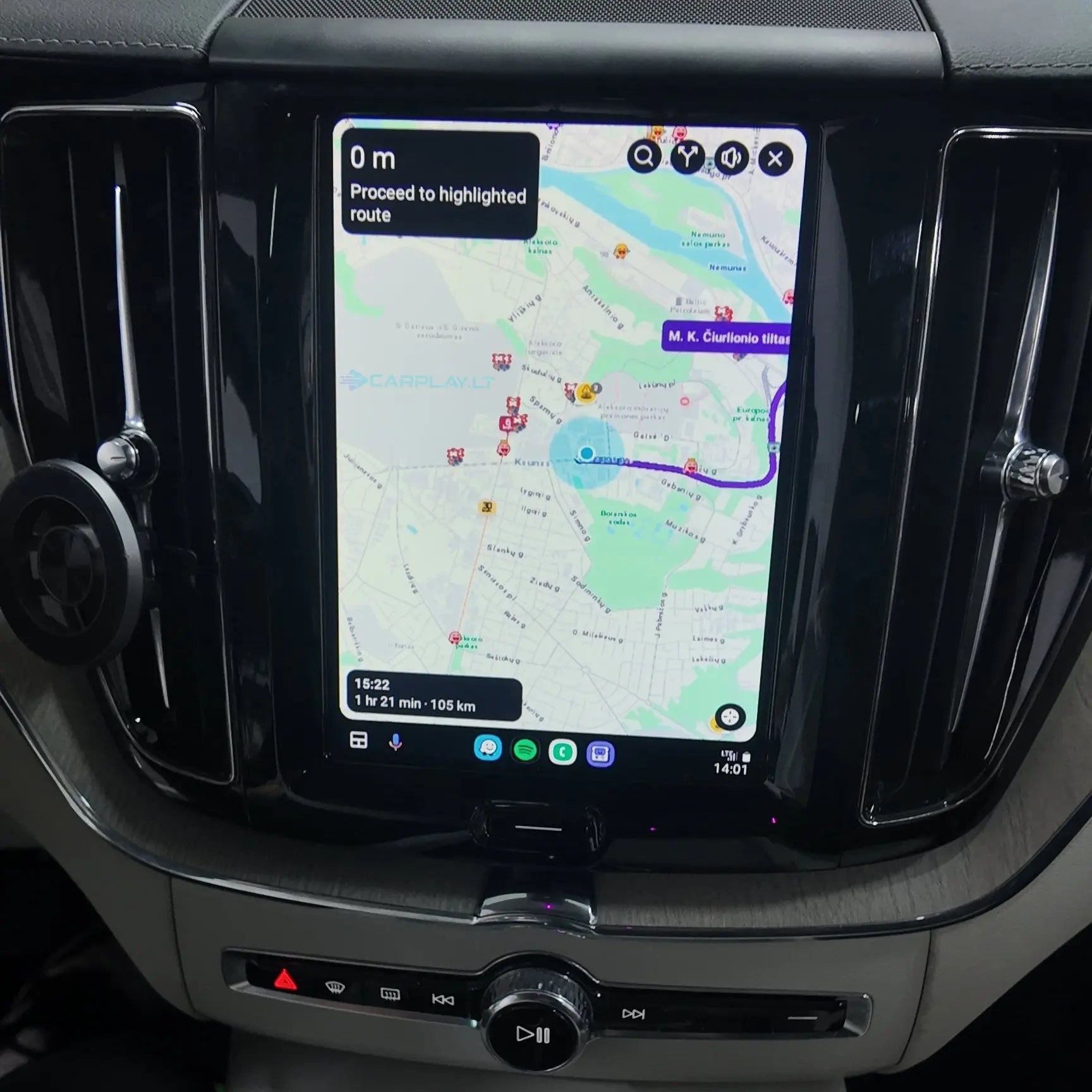 9''For Volvo XC90 XC60 XC40 S90 S60 C40 V60 V90 S60 2017-2025 Android 13.0 AERISAUTO for Apple Android screen and  Android Auto Aerisauto